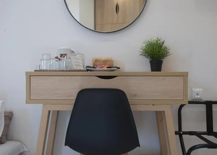 Minimal Culture Boutique *